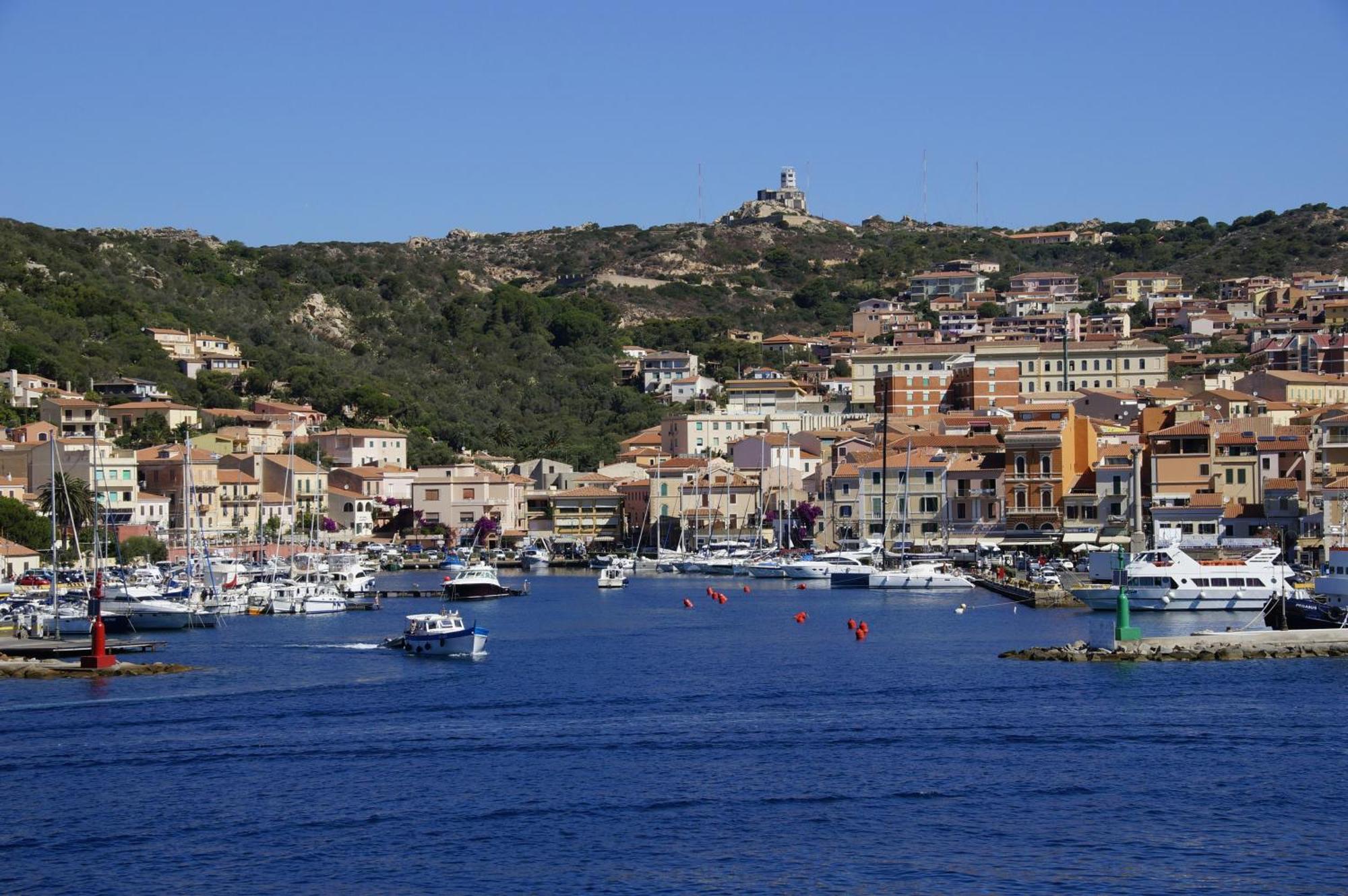 Casa Dei Fiori Blu Lägenhet La Maddalena  Exteriör bild